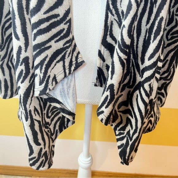 2/$25 Zoel Zebra Tiger Animal Print Business Office Casual Fly Away Cardigan M - Picture 6 of 11